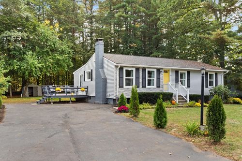 9 Marie Dr, Wilmington, MA, 01887-1413 | Card Image