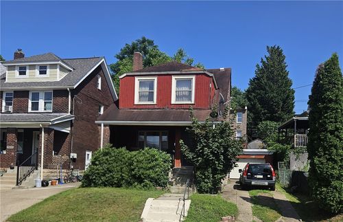 7910 Graff Ave, Swissvale, PA, 15218-1821 | Card Image