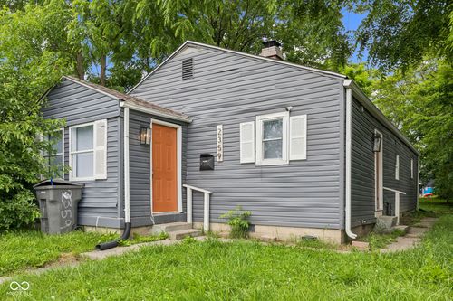2359 Gale St, Indianapolis, IN, 46218-3829 | Card Image