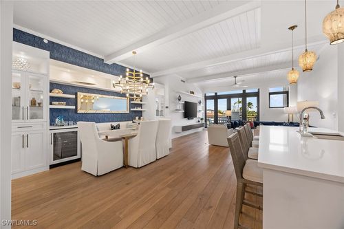 unit-203-875 6th Ave S, Naples, FL, 34102-5704 | Card Image