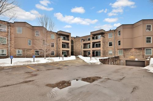 apt-206-2220 Midland Grove Rd, Roseville, MN, 55113-3839 | Card Image