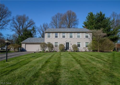 200 Briarbrook Ct Ne, Warren, OH, 44484-1752 | Card Image
