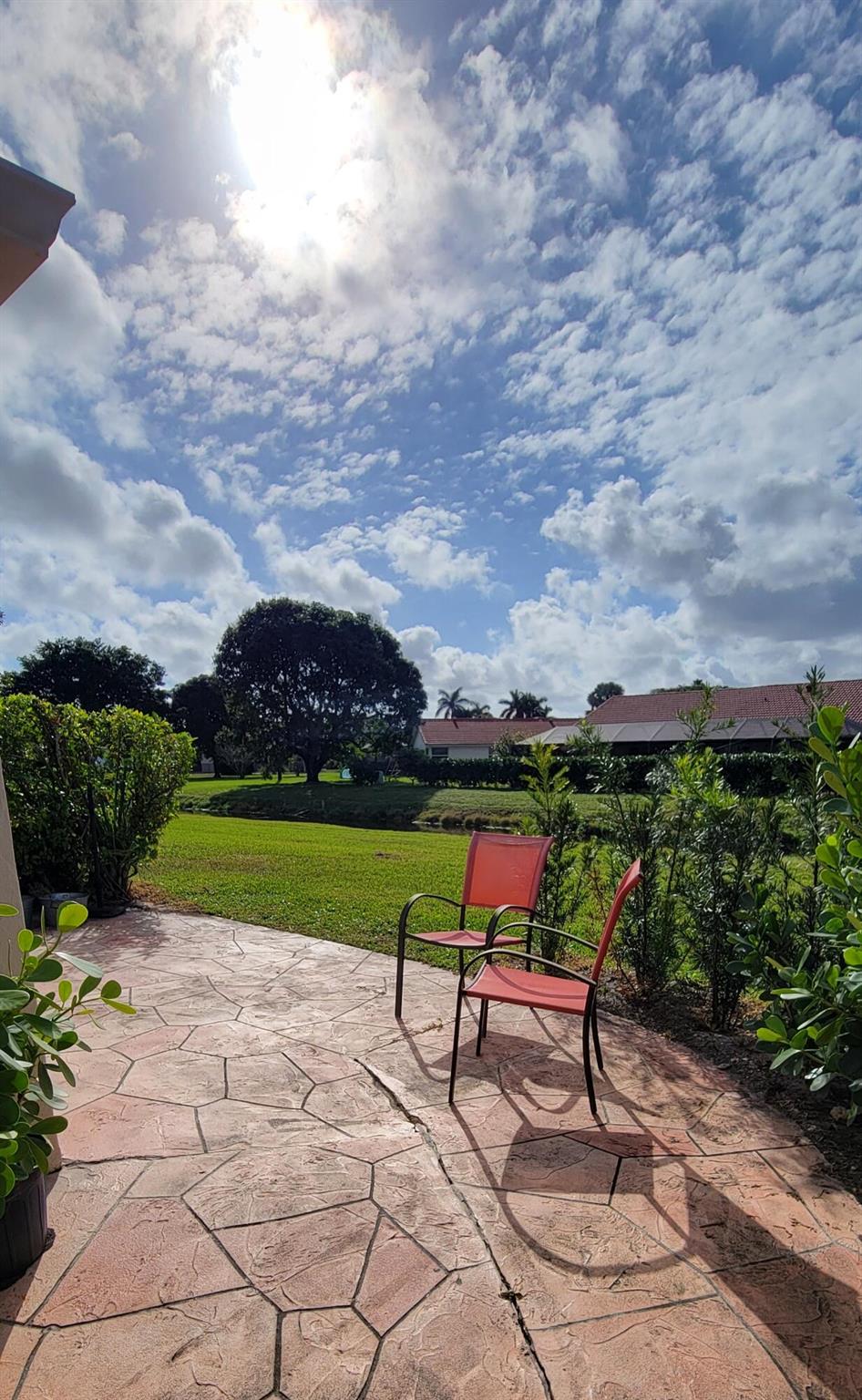Warwick Dr, Boca Raton, FL 33433