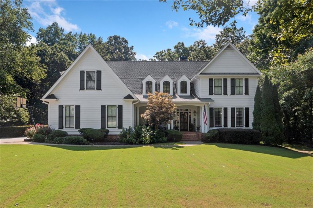 White Oak Trl, Cumming, GA 30028