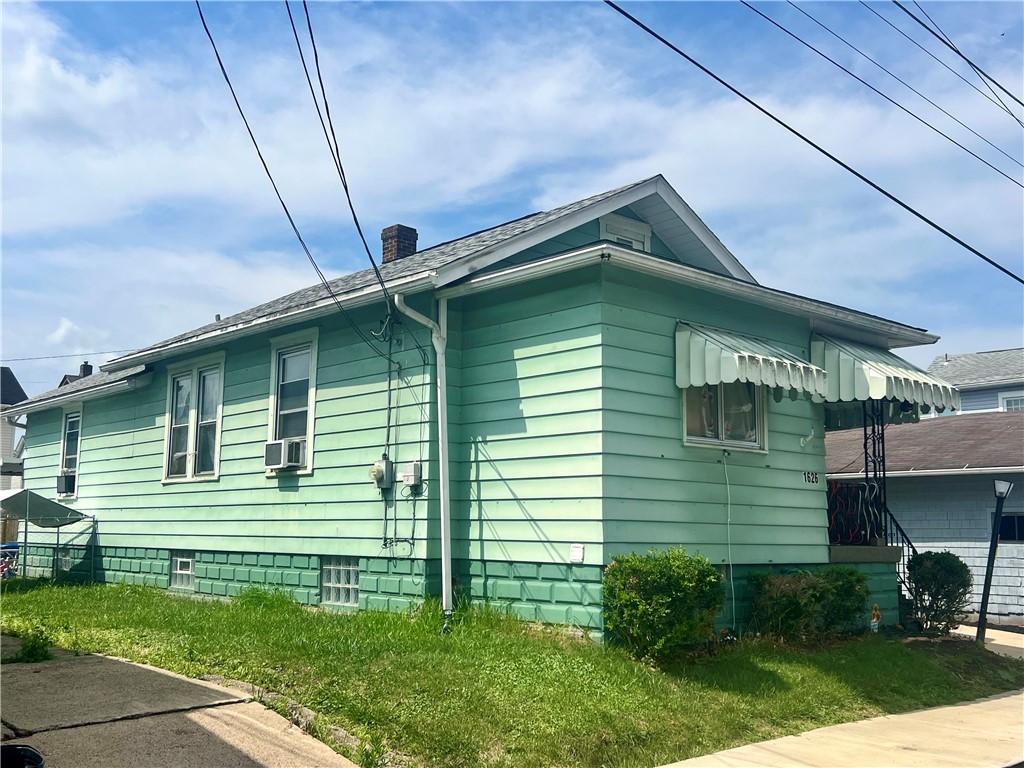 2nd St, New Brighton, PA 15066