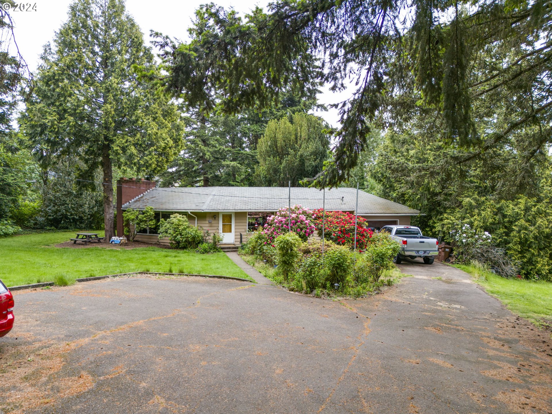 Hillcrest Rd, Happy Valley, OR 97086