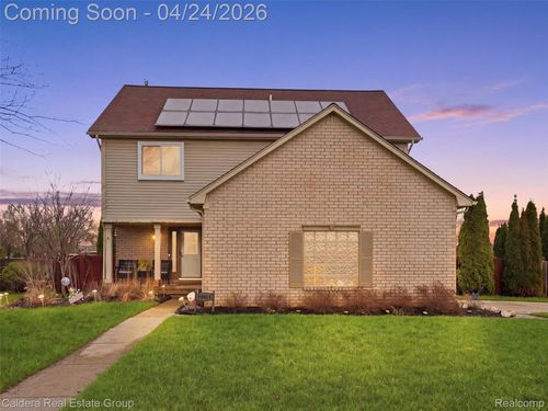 29011 Oakmont Dr, Chesterfield, MI, 48051-3660 | Card Image