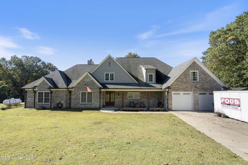 4065 Misty Oaks Cv, Nesbit, MS, 38651-9252 | Card Image