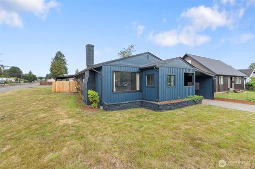 1018 K St, Centralia, WA, 98531-3124 | Card Image