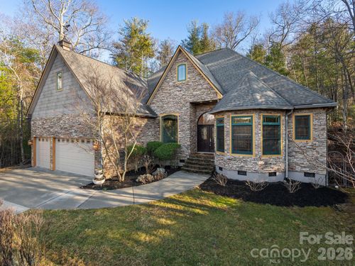 86 Oak Hollow Dr, Asheville, NC, 28805-8758 | Card Image