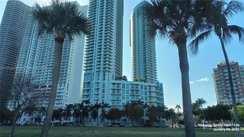 3518-1900 N Bayshore Dr, Miami, FL, 33132-3019 | Card Image