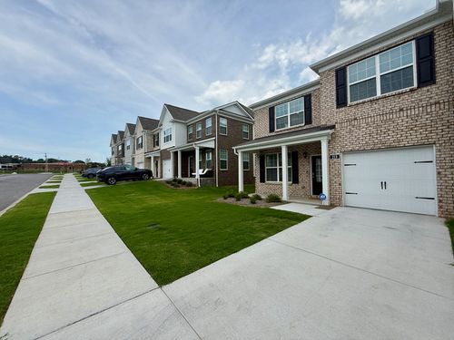 213 Hazel Ln, Lebanon, TN, 37087-5341 | Card Image