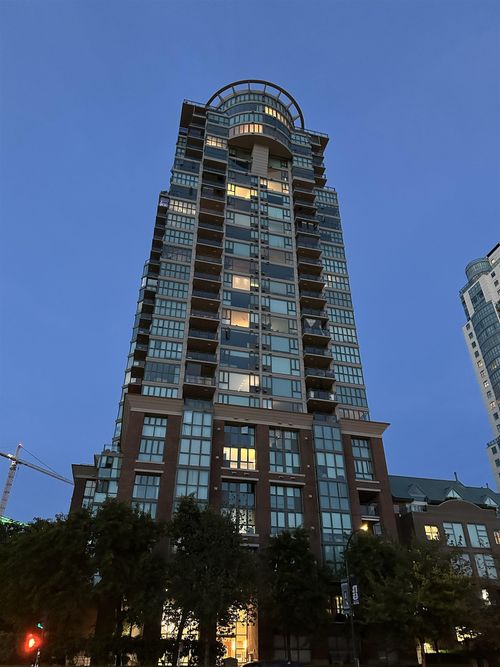 307-1128 Quebec St, Vancouver, BC, V6A4E1 | Card Image