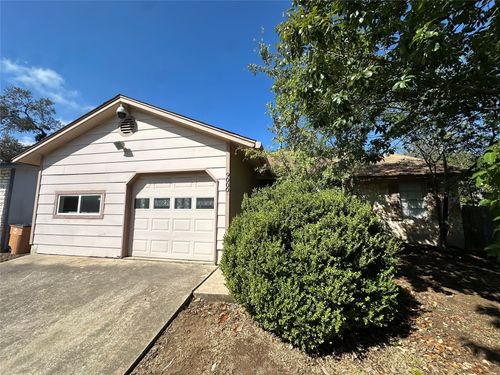 9000 Marsh Dr, Austin, TX, 78748-5143 | Card Image