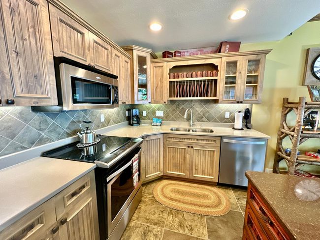 225-2 - 6940 Beach View Ln Nw, Townhouse with 3 bedrooms, 4 bathrooms and null parking in Walker MN | Image 12