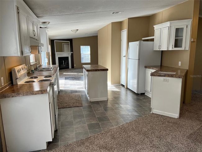 103 Ne 197 Th Ave, House other with 3 bedrooms, 2 bathrooms and null parking in Old Town FL | Image 6