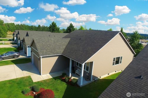262 Wind River Dr, Chehalis, WA, 98532-8759 | Card Image