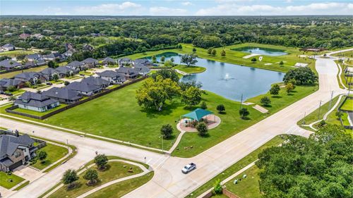 2433 Barton Creek Trail Drive, Friendswood, TX, 77546 | Card Image
