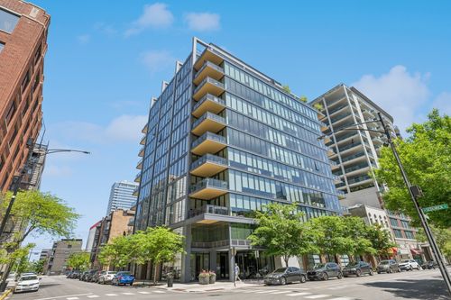 unit-702-366 Superior St, CHICAGO, IL, 60654-3620 | Card Image