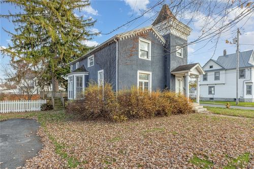 86 Nelson St, Auburn, NY, 13021-1940 | Card Image