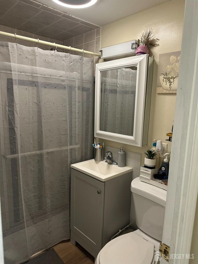 4 Fitzsimmons Ave, House other with 4 bedrooms, 2 bathrooms and null parking in Middlesex NJ | Image 9