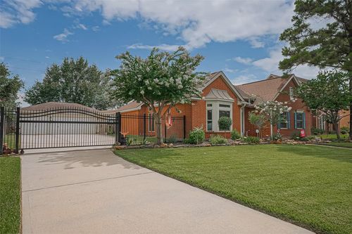 15014 Redbud Leaf Ln, Cypress, TX, 77433-5563 | Card Image