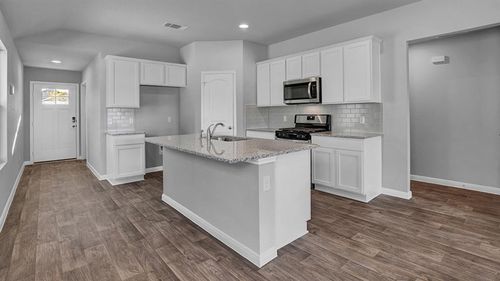 10509 Red Thistle Dr, Oklahoma City, OK, 73131-1998 | Card Image