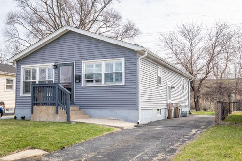 6427 Tennessee Ave, Hammond, IN, 46323-1934 | Card Image