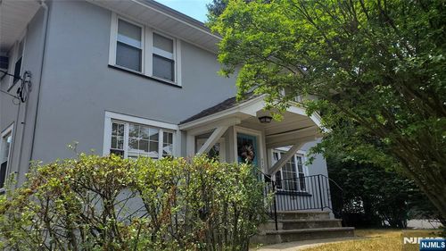 773 Bloomfield Ave, Verona, NJ, 07044-1305 | Card Image
