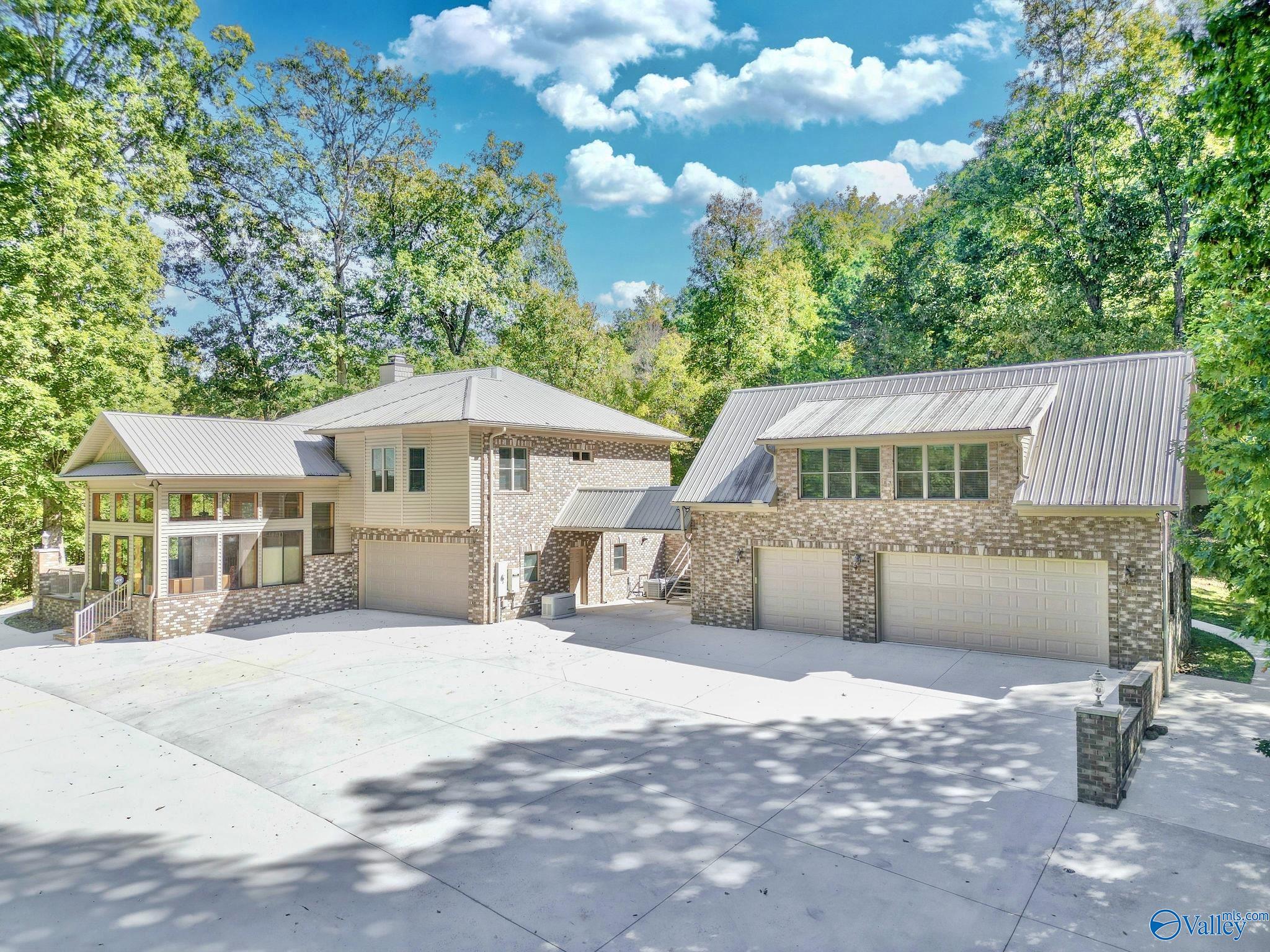 4101 Browns Valley Road, For Sale in Guntersville Zoocasa