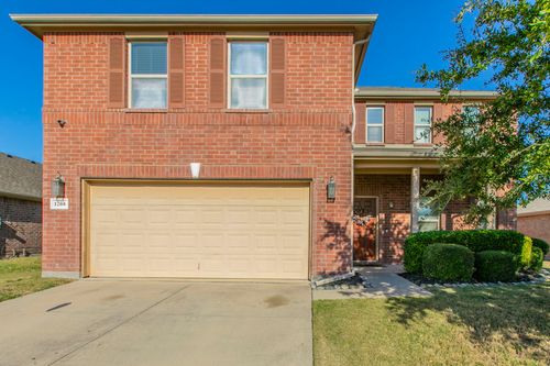 1208 Foster St, Cedar Hill, TX, 75104-8101 | Card Image