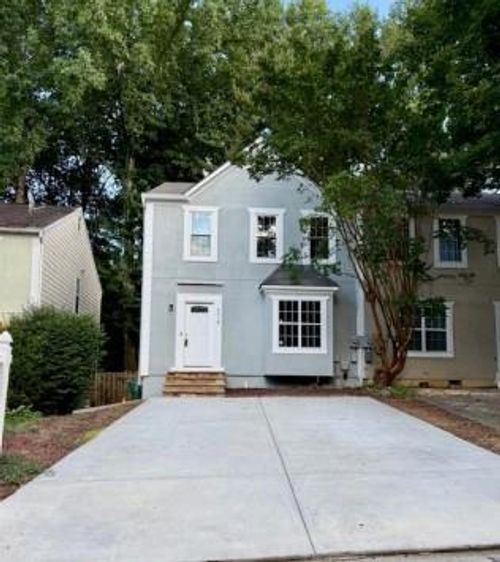 6614 Meadow Green Cir, Peachtree Corners, GA, 30092-5213 | Card Image