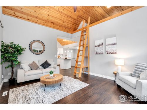 707 E 8th St, Loveland, CO, 80537-4913 | Card Image