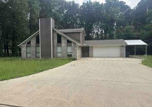 2 Kelly Ct, Longview, TX, 75605-6154 | Card Image