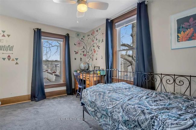 6 Elizabeth St, House other with 4 bedrooms, 2 bathrooms and 4 parking in Newburgh ON | Image 25