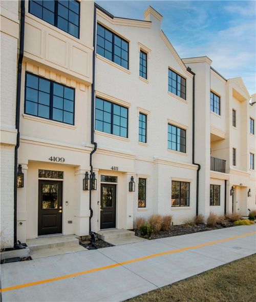 4111 S Champions Dr, Rogers, AR, 72758-4337 | Card Image