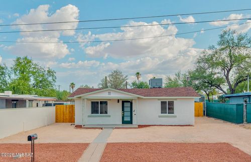 4474 E 4th St, Tucson, AZ, 85711-2023 | Card Image