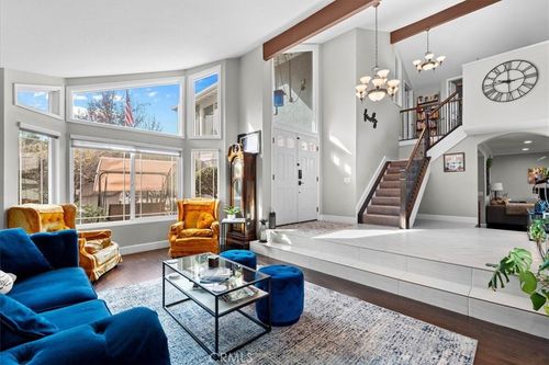 1646 Glenwood, Upland, CA, 91784 | Card Image