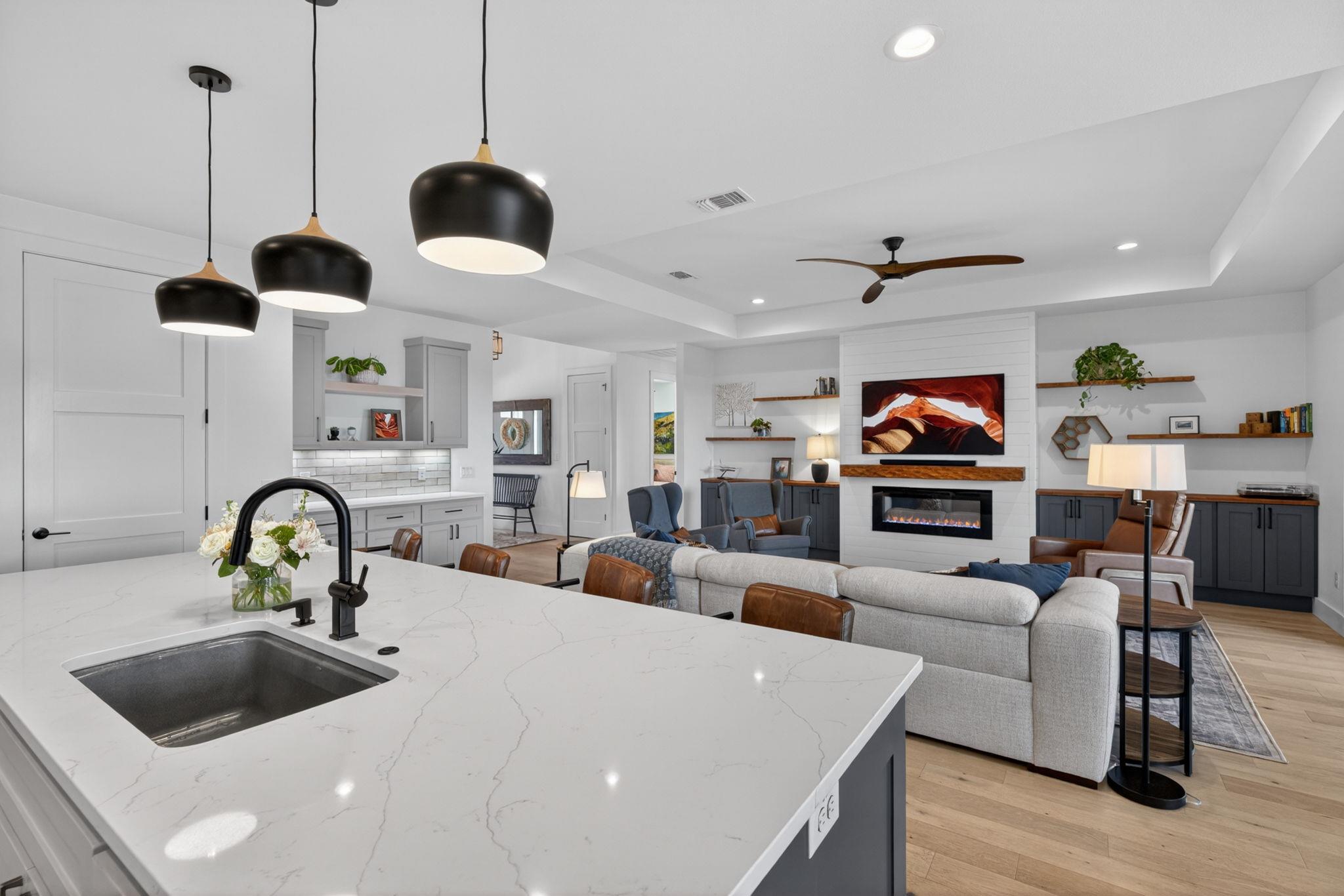 Residential in Horseshoe Bay 5