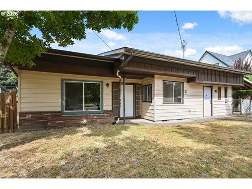 15125 Se Rupert Dr, Milwaukie, OR, 97267-2704 | Card Image