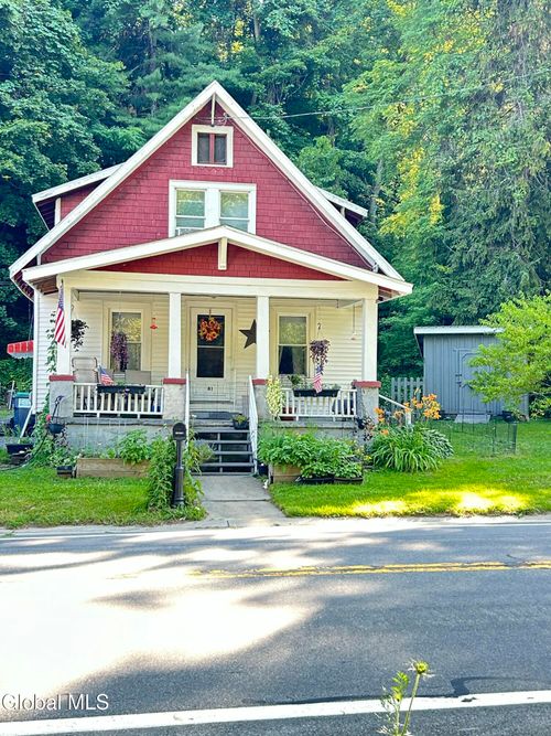 81 Ft Johnson Ave, Fort Johnson, NY, 12070-1502 | Card Image