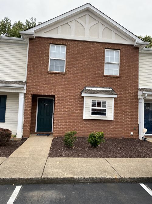 316 Arapaho Dr, Murfreesboro, TN, 37128-5843 | Card Image