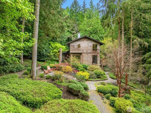 8151 Ne Hidden Cove Rd, Bainbridge Island, WA, 98110-1130 | Card Image