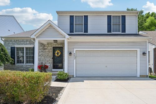 8633 Olenbrook Dr, Lewis Center, OH, 43035-8702 | Card Image