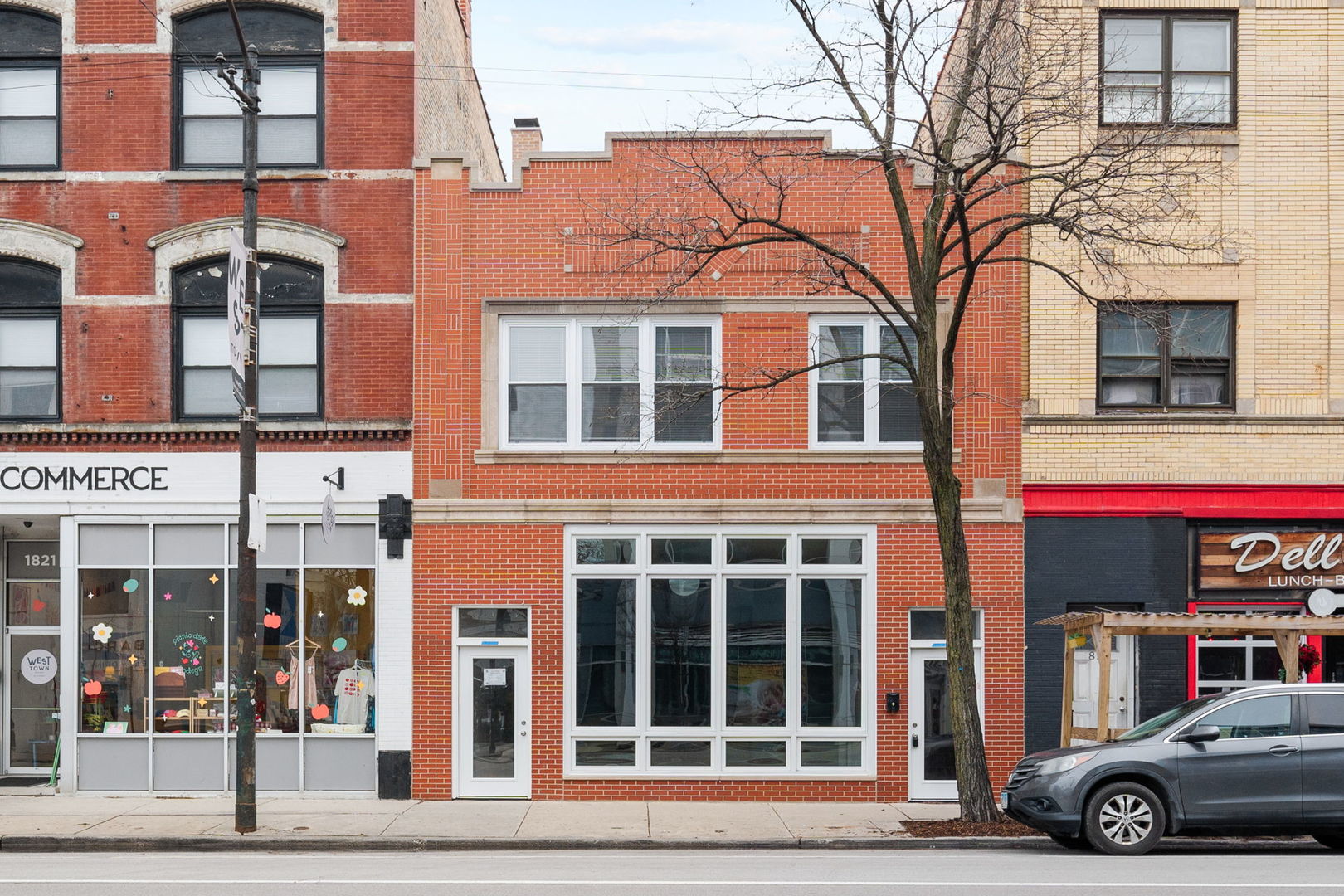 1823 W Chicago Ave, Chicago, IL 60642