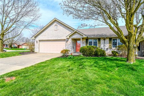 605 Rubythroat Ln, Englewood, OH, 45315-8745 | Card Image