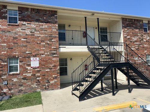 105 W Truman Ave, Copperas Cove, TX, 76522-1396 | Card Image