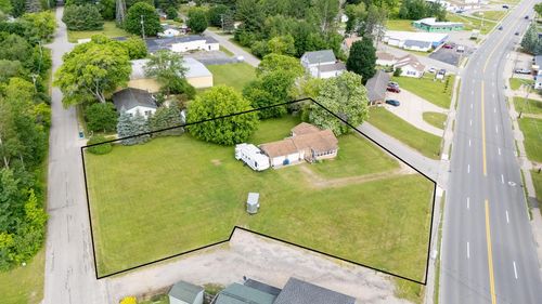 103 Beech St, Houghton Lake, MI, 48629-9700 | Card Image