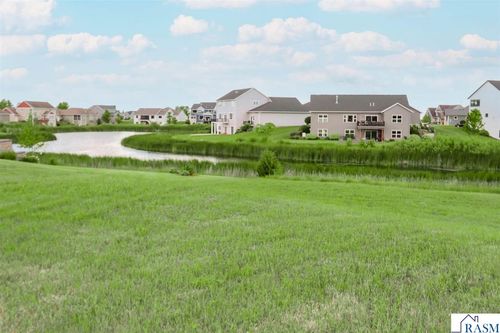 22 Sunset Ct, North Mankato, MN, 56003-7508 | Card Image