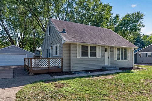 2106 Richard Ave, White Bear Lake, MN, 55110-4728 | Card Image